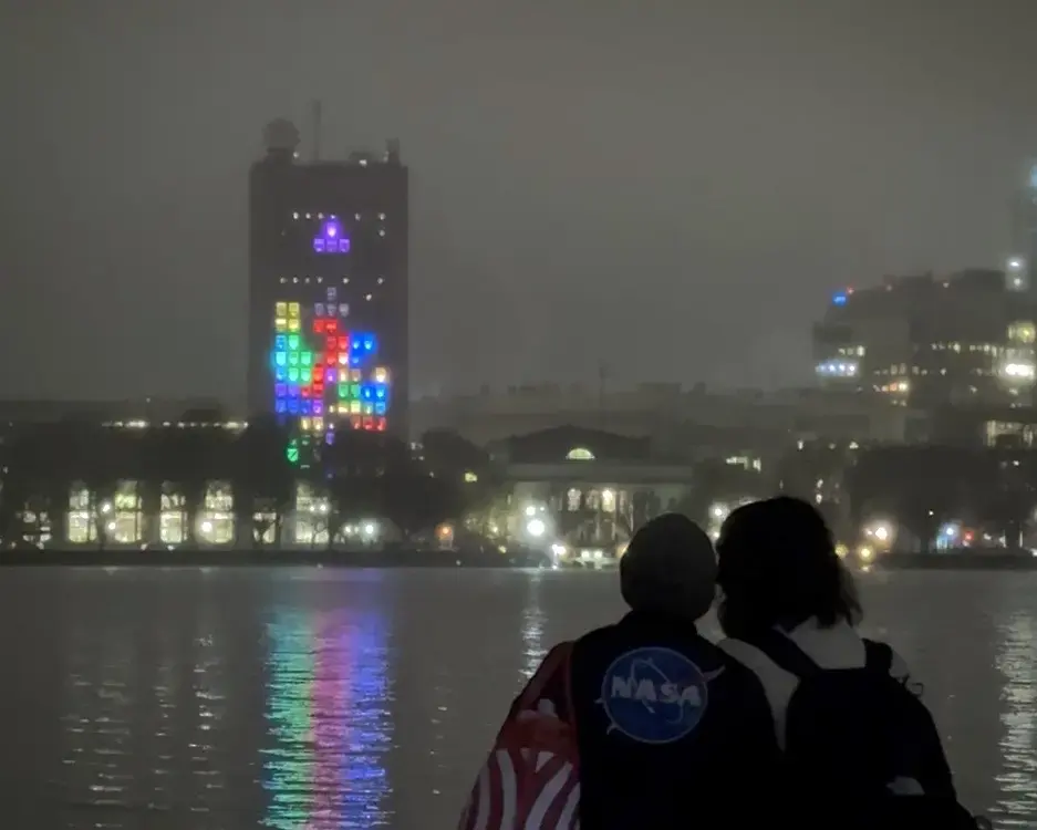Tetris on the Green Building